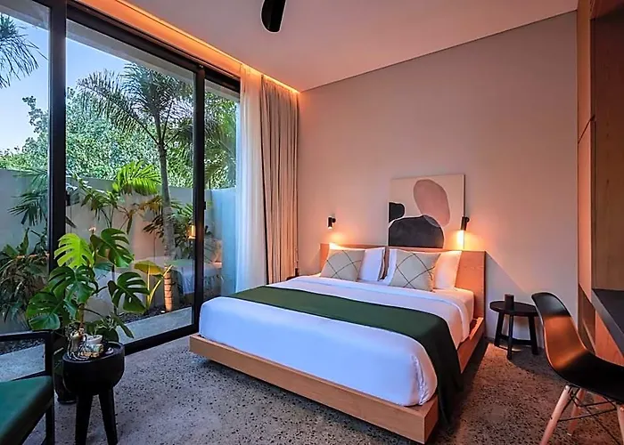 Nexa Townhouse Umalas Canggu 4* デンパサール
