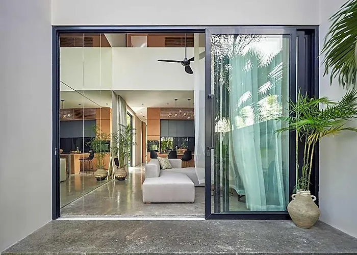 Nexa Townhouse Umalas Canggu ホテル デンパサール
