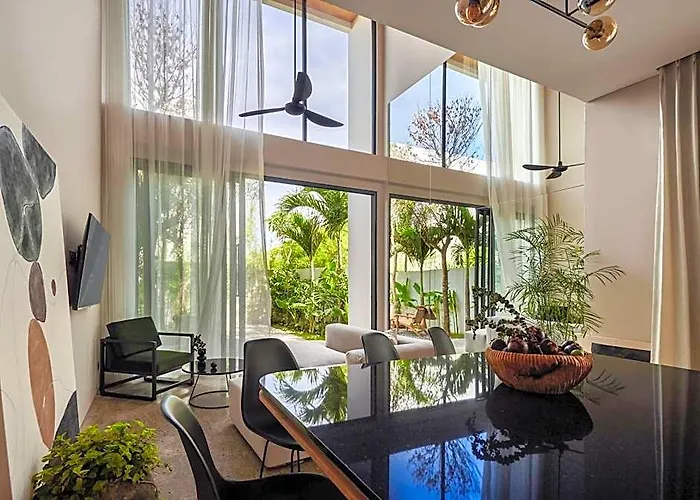 Nexa Townhouse Umalas Canggu ホテル デンパサール