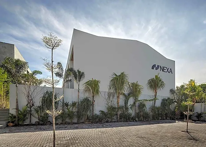 Nexa Townhouse Umalas Canggu ホテル 4*